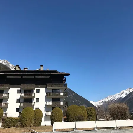 T2 Spacieux 45m² Pour 4 Pers, Centre Chamonix, Parking Inclus - Fr-1-507-27 *